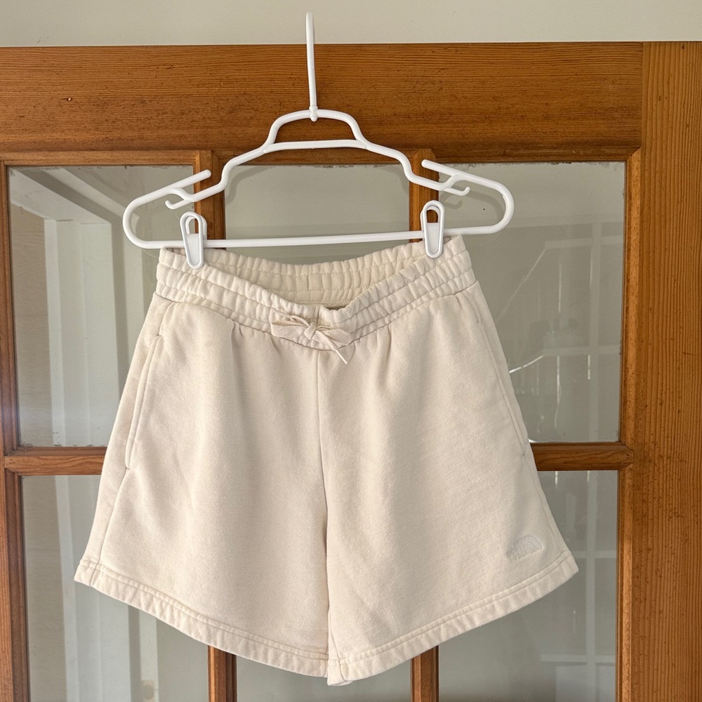 North Face Women’s Cream Shorts